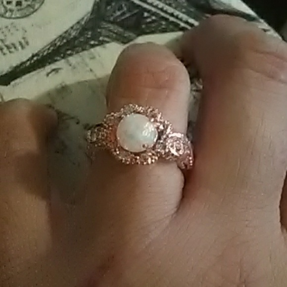 Ring - Picture 2 of 3